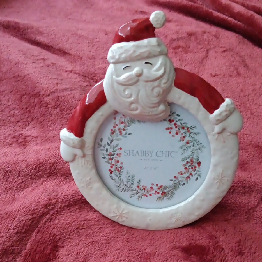 Shabby Chic Santa Claus Frame in Red and Cream - Picture 4 of 5